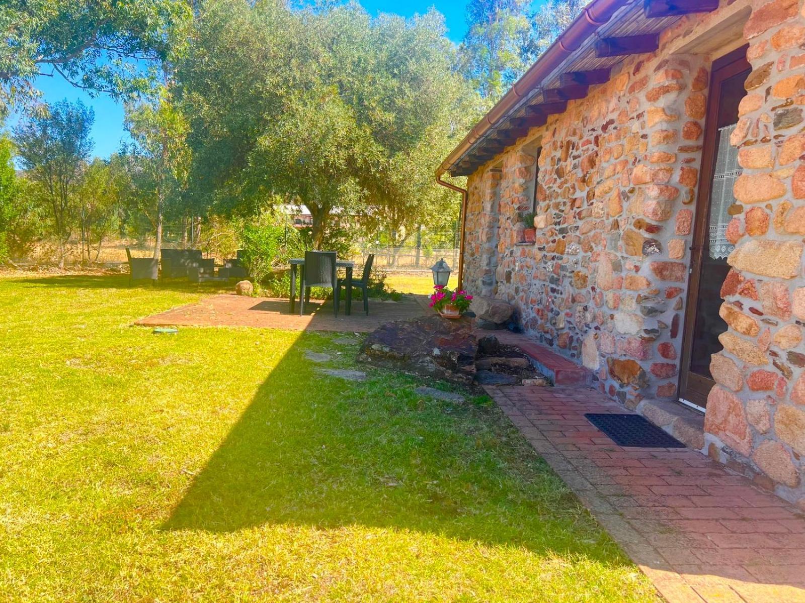 Villetta Sisini - Key To Villas Capoterra Luaran gambar